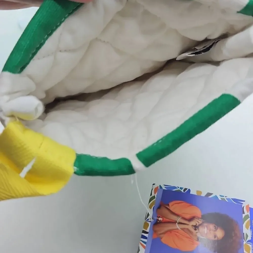 Tabitha Brown oven mitt